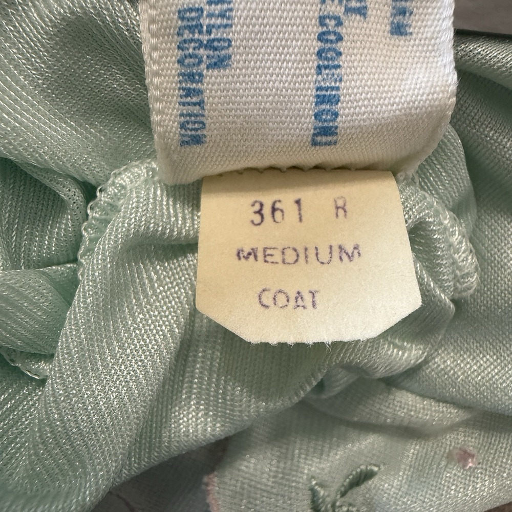 Vintage Nightgown Womens M Mint Green Embroidered Katz Cottagecore Grandma USA - Picture 8 of 8